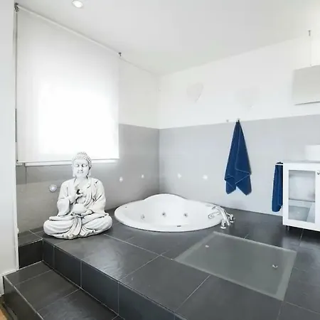 Villa Spectacular House With Private Pool Badalona